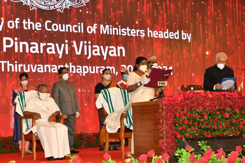  സിപിഐയിലെ ജെ ചിഞ്ചുറാണി സത്യപ്രതിജ്ഞ ചെയ്യുന്നു