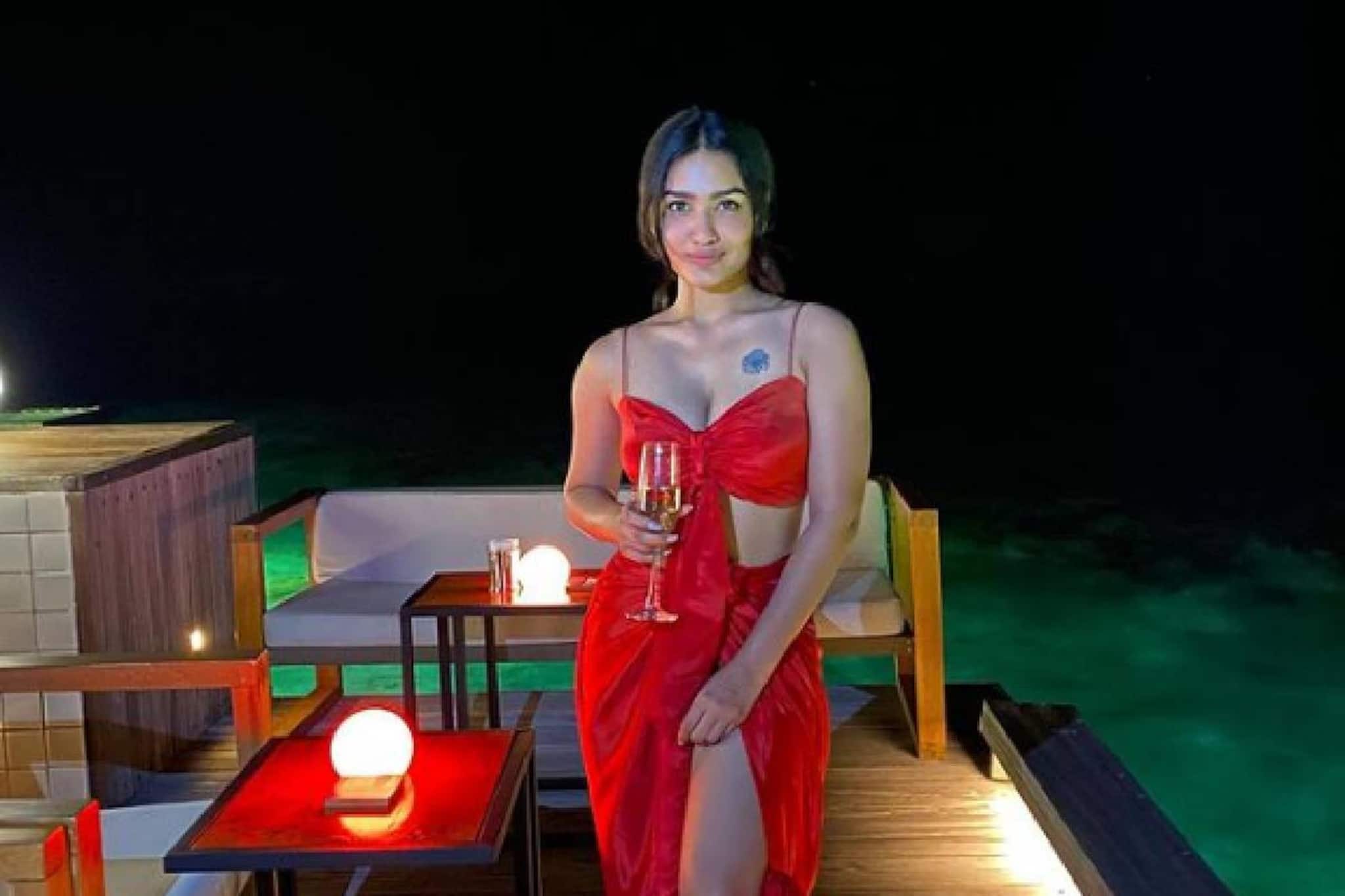 Saniya Iyyappan | ഇല്ലുമിനാറ്റിയിലെ അംഗമാണോ? ചോദ്യത്തിന് മറുപടിയുമായി സാനിയ അയ്യപ്പൻ