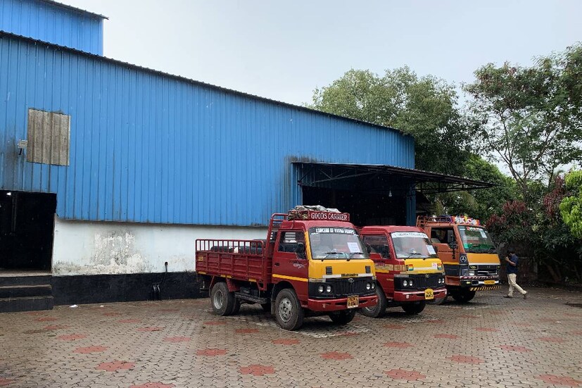 സീറോ പൊല്യുഷൻ അവകാശപ്പെടുന്ന ഈ പ്ലാൻ്റ് 8 വർഷം മുൻപ് പ്രദേശ വാസികളുടെ പ്രതിഷേധം കാരണം ആണ് പൂട്ടിയത്. അന്തരീക്ഷത്തിൽ നിന്നും ഓക്സിജൻ വേർതിരിച്ച് എടുത്ത് ആദ്യം  ദ്രവ രൂപത്തിലും പിന്നീട് വാതക രൂപത്തിലും ആക്കി മാറ്റുന്ന പ്രവർത്തനം ആണ് പ്ലാൻ്റിൽ നടക്കുന്നത്. ജില്ലയിൽ ഓക്സിജൻ ക്ഷാമം തുടങ്ങിയ ഘട്ടത്തിൽ ആണ് ജില്ലാ ഭരണകൂടം പൂട്ടി കിടന്ന ഈ പ്ലാൻ്റ് വീണ്ടും പ്രവർത്തന സജ്ജമാക്കിയത്. 8 വർഷത്തിന് ഇപ്പുറം പ്ലാൻ്റിലെ യന്ത്രങ്ങൾ പ്രവർത്തിച്ച് തുടങ്ങി. ജീവവായു നൽകി തുടങ്ങി.