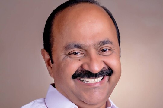 വി ഡി സതീശൻ