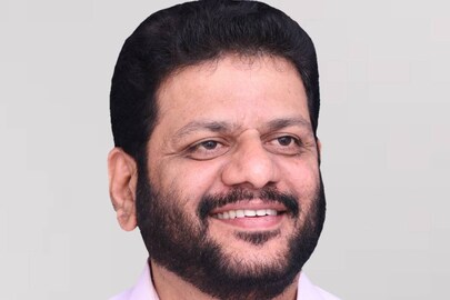 വി കെ ശ്രീകണ്ഠൻ