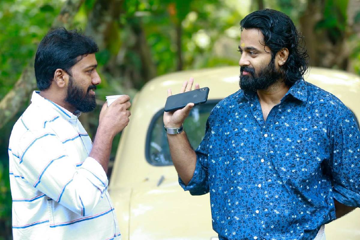 ''അനാവശ്യമായി എന്നെ പ്രോത്സാഹിപ്പിച്ച് പലതവണ കുഴിയിൽ ചാടിച്ചവനാ നീ'
