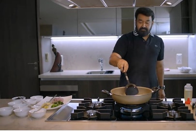 മോഹൻലാലിന്റെ വീഡിയോയിൽ നിന്നും 