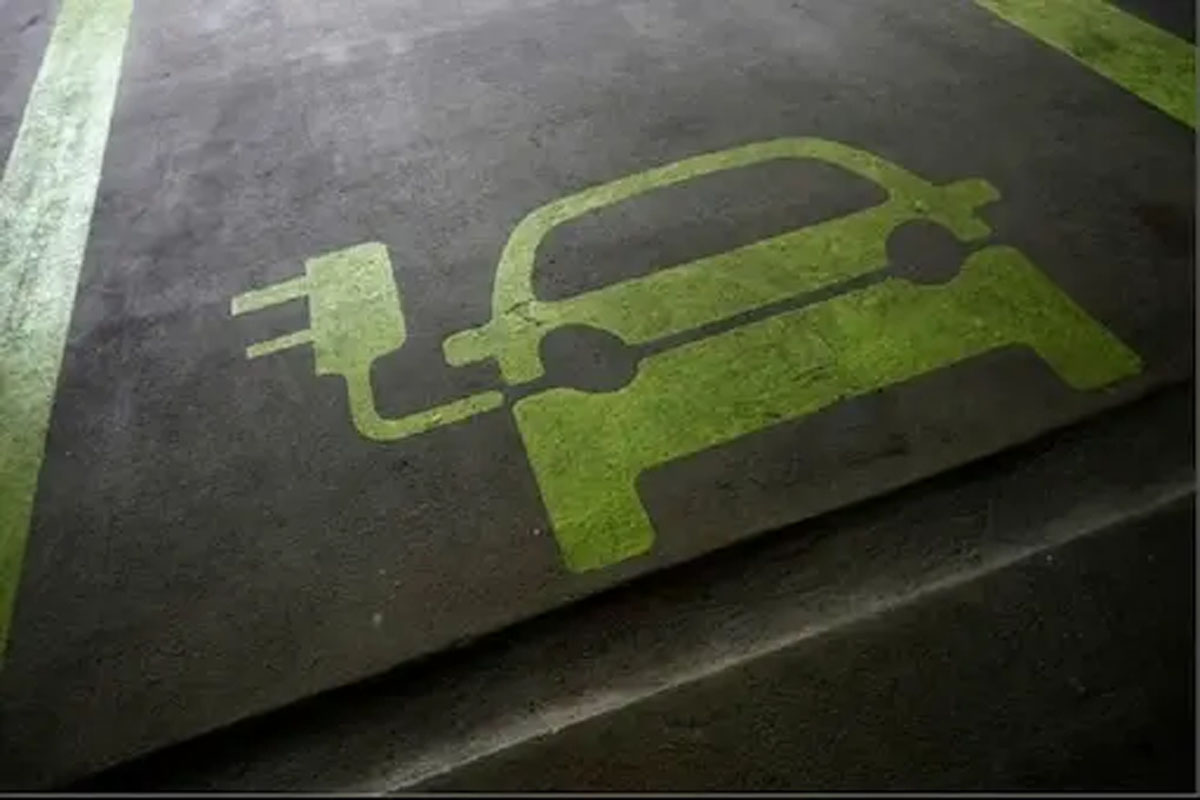 national capital to completely switch to electric vehicles.