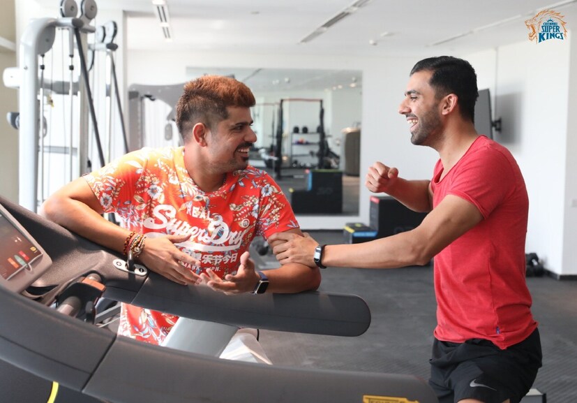 Karn Sharma and Deepak Chahar share a light moment during a gym session. (Twitter)