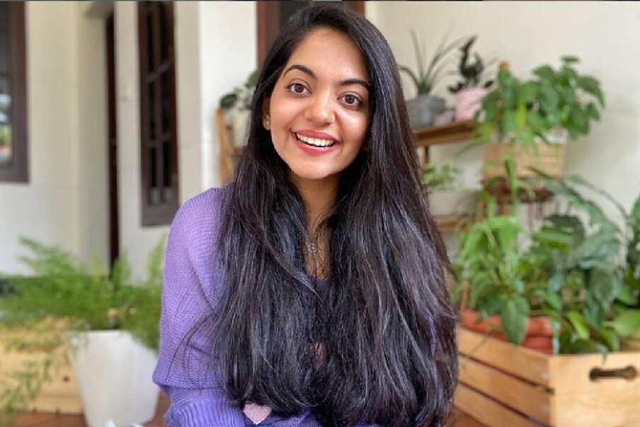  മുൻ സീസൺ അപേക്ഷിച്ച് ഊഹാപോഹങ്ങൾ തള്ളിക്കളഞ്ഞവർ ഇക്കുറി ഏറെയാണ്. കഴിഞ്ഞ സീസണിൽ അഹാന കൃഷ്ണകുമാർ ഉണ്ടാവും എന്ന സ്ഥിരീകരിക്കാത്ത വാർത്ത വന്നിരുന്നു. ഇത് നിഷേധിച്ചുകൊണ്ട് അഹാന തന്റെ ഇൻസ്റ്റഗ്രാമിലൂടെ രംഗത്തെത്തുകയും ചെയ്തിരുന്നു
