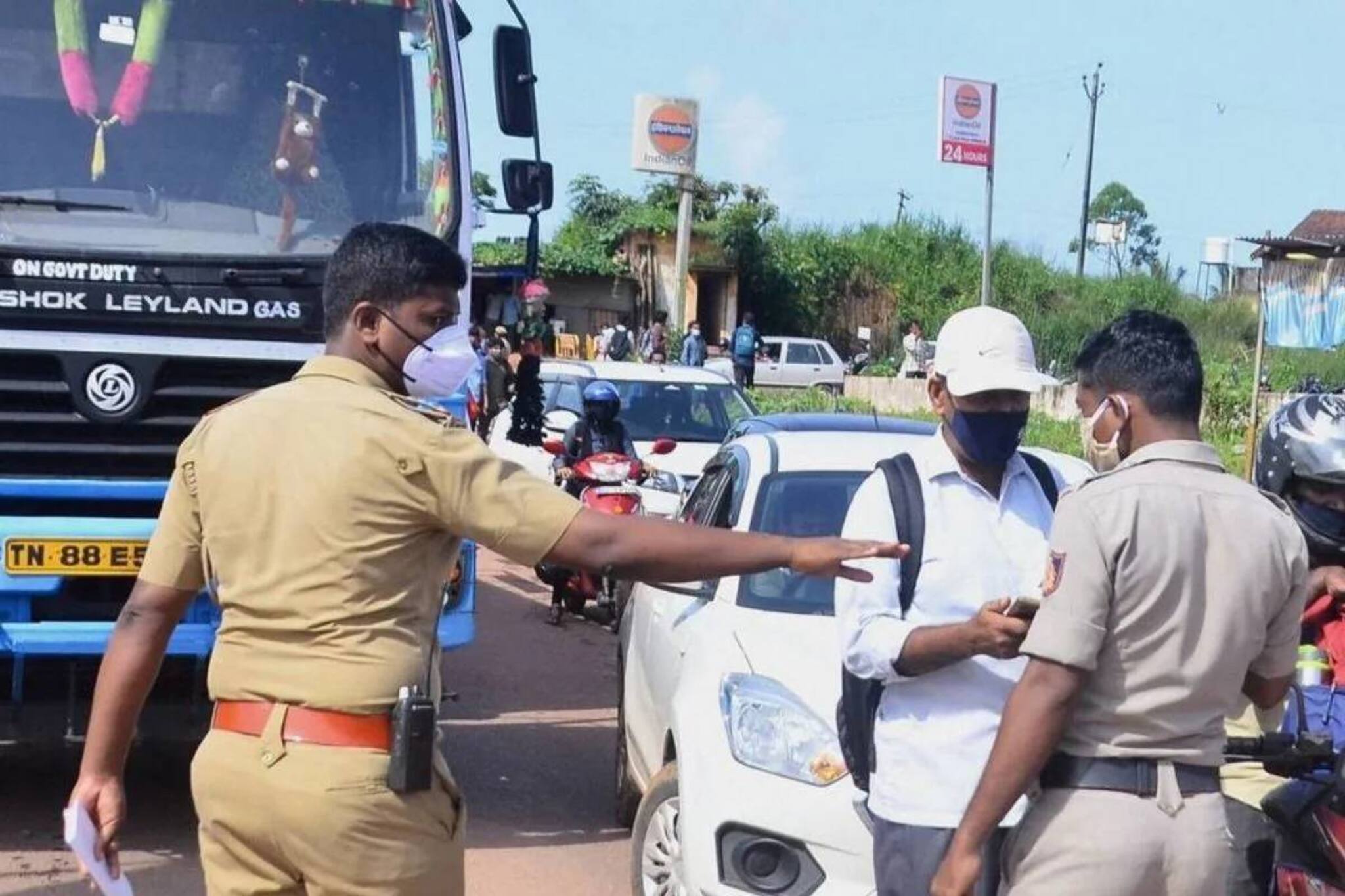 Covid 19 | സംസ്ഥാനത്ത് ഇന്ന് കോവിഡ് നിയന്ത്രണങ്ങള്‍ ലംഘിച്ചതിന് 1163 പേര്‍ക്കെതിരെ കേസ്; 380 പേര്‍ അറസ്റ്റില്‍