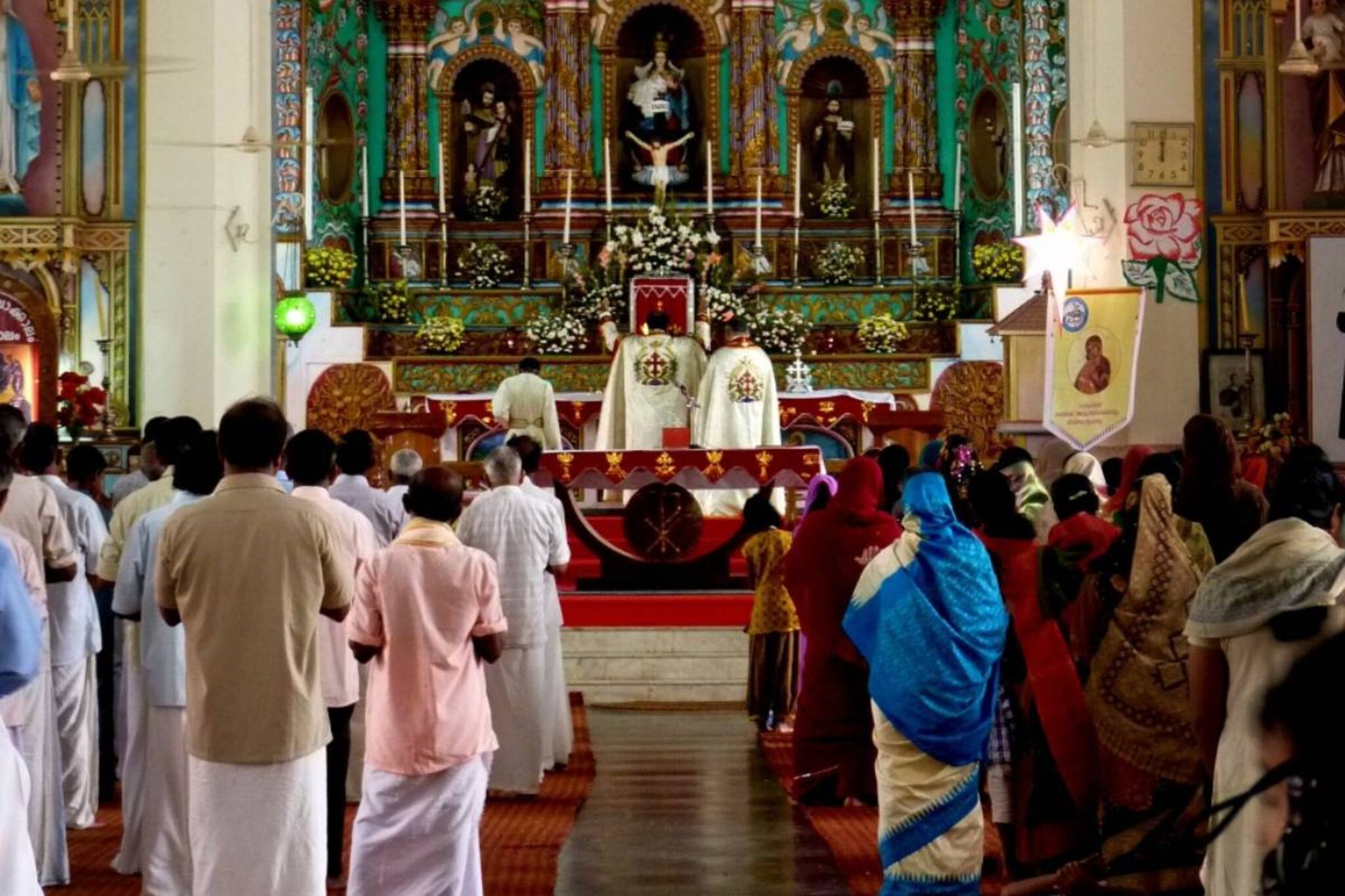 സിറോ മലബാര്‍ സഭയില്‍ കുര്‍ബാന ഏകീകരിക്കാന്‍ സിനഡ് തീരുമാനം; ഔദ്യോഗിക അറിയിപ്പ് ഉടന്‍