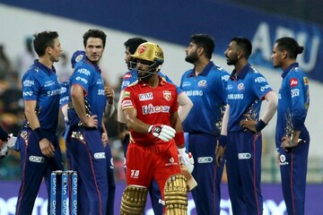 IPL 2021| സൗരഭ് തിവാരിയും പാണ്ഡ്യയും പൊള്ളാർഡും തിളങ്ങി; വിജയവഴിയിലേക്ക് മുംബൈ ഇന്ത്യൻസ് IPL 2021| സൗരഭ് തിവാരിയും പാണ്ഡ്യയും പൊള്ളാർഡും തിളങ്ങി; വിജയവഴിയിലേക്ക് മുംബൈ ഇന്ത്യൻസ്