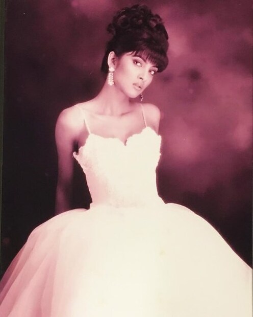  അതിനെത്തുടർന്ന് ഫിലിപ്പൈൻസിലുള്ള മനീലയിൽ വച്ച് നടന്ന മിസ്സ് യൂണിവേർസ് മത്സരത്തിൽ സുസ്മിത ഇന്ത്യയെ പ്രതിനിധീകരിച്ചു മത്സരിക്കുകയും വിജയം വരിക്കുകയും ചെയ്തു.