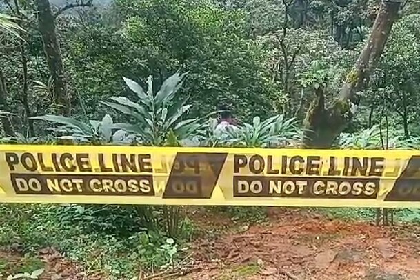 ഇടുക്കിയിൽ 14കാരിയെ  മരിച്ച നിലയിൽ കണ്ടെത്തി; മരിച്ചത് ഇതര സംസ്ഥാന തൊഴിലാളികളുടെ മകൾ