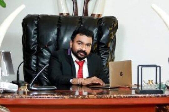monson mavunkal