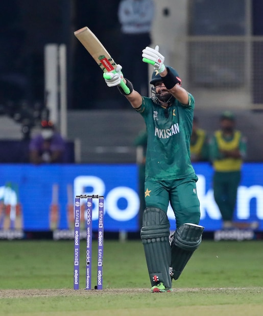 mohammad rizwan celebrates after hitting fifty