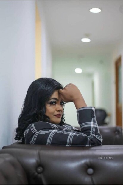  മഞ്ജു പിള്ളയുടെ മേക്കോവർ ചിത്രം (ഇൻസ്റ്റഗ്രാം)