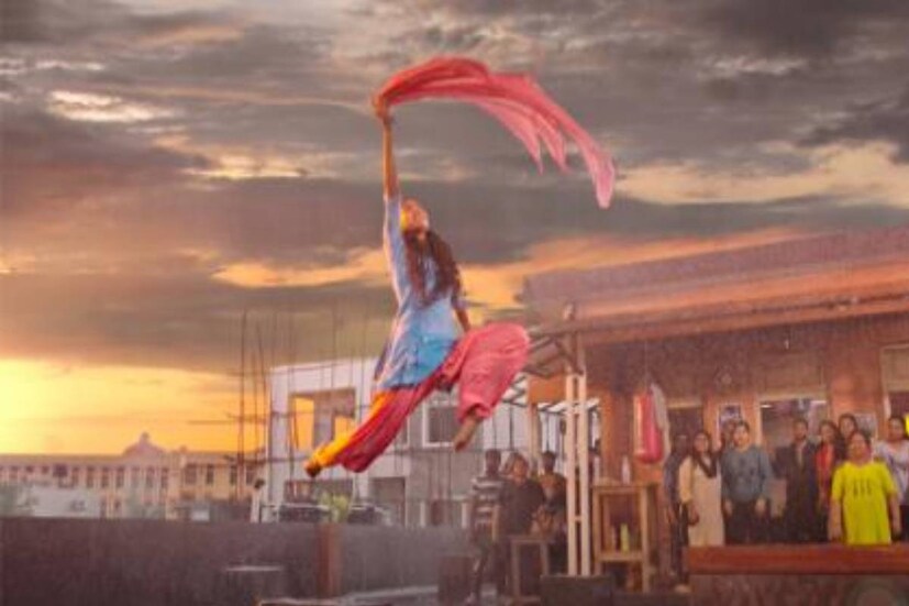  ഇനി ജിമ്മിൽ പോകാൻ മടിക്കുന്നവർ ധൈര്യമായി സായ് പല്ലവിയുടെ വഴി പിന്തുടർന്നോളൂ, ദിവസം മുപ്പത് മിനുട്ട് നേരം നൃത്തം ചെയ്യൂ, സ്ട്രെസ്സ് ഇല്ലാതാക്കാം, ഒപ്പം ഫിറ്റ്നസും നിലനിർത്താം.