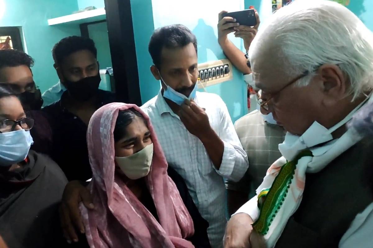 മൂസക്കുട്ടിയുടെ കുടുംബത്തെ ആശ്വസിപ്പിച്ച് ഗവർണർ