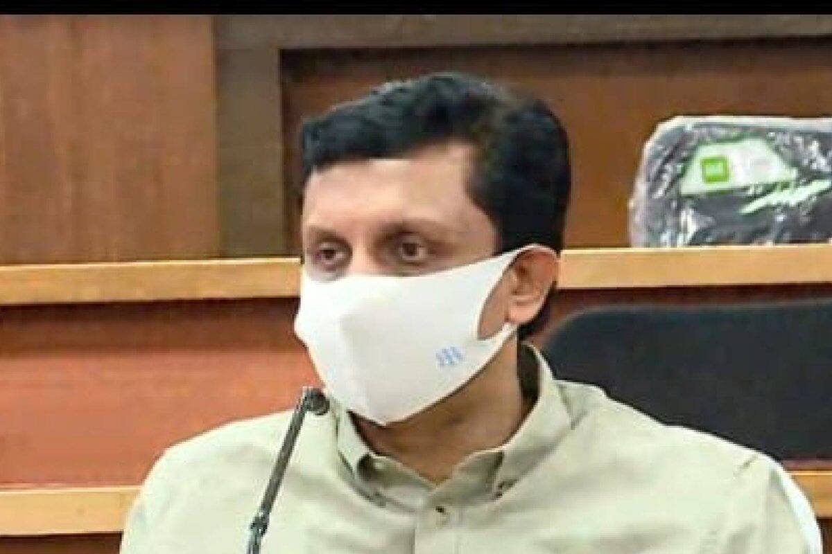 ട്രോളുകള് ശ്രദ്ധിക്കാന് സമയമില്ല; മിന്നല് സന്ദര്ശനം തുടരും; വിമര്ശിക്കുന്നവർ വിമര്ശിക്കട്ടെയന്ന് മന്ത്രി റിയാസ്
