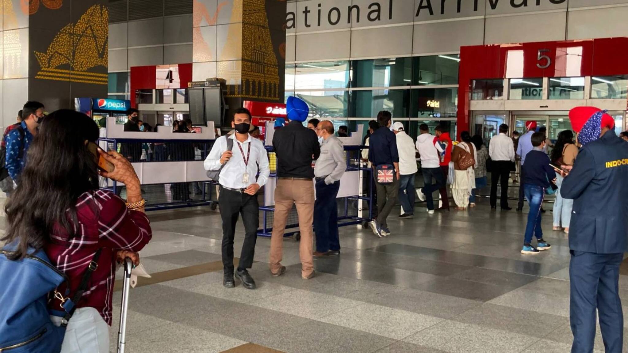 Omicron| ഒമൈക്രോൺ 12 രാജ്യങ്ങളിൽ; ഒറ്റപ്പെടുത്തരുതെന്ന് ദക്ഷിണാഫ്രിക്ക