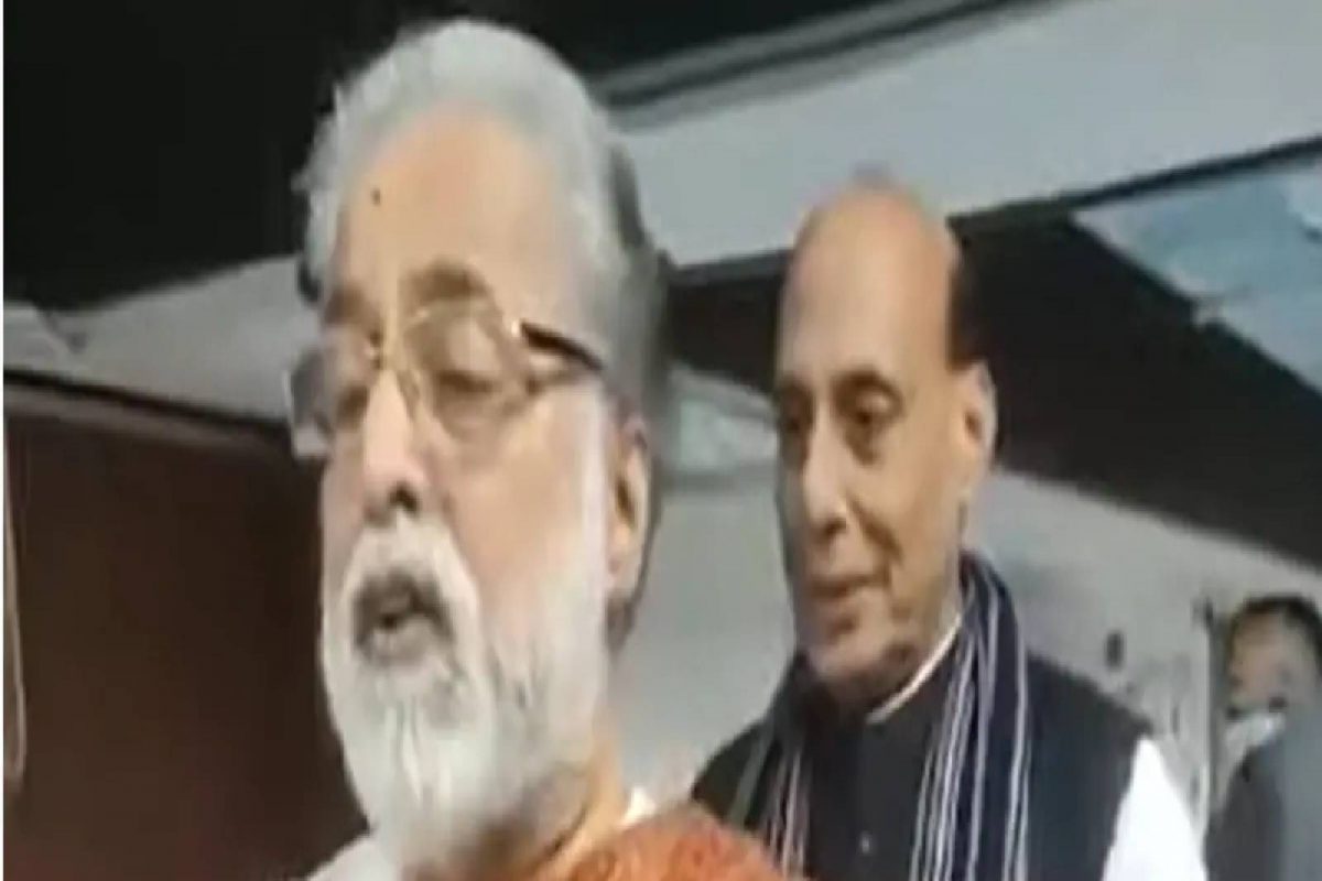 ഇന്ധനവില വര്‍ധനവിനെതിരെ തൃണമൂല്‍ എംപി; പിന്നിലൂടെ വന്ന് ഞെട്ടിച്ച് കേന്ദ്രമന്ത്രി
