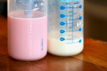 യുവതിയുടെ മുലപ്പാലിന്റെ നിറം പിങ്ക്! വിചിത്രമായ അവസ്ഥ വിവരിച്ച് സോഷ്യൽ മീഡിയയിൽ