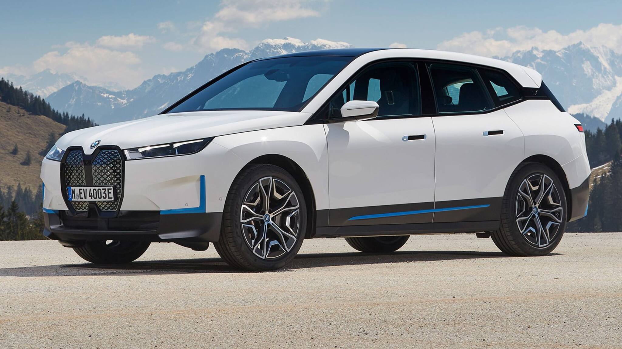 BMW iX Electric SUV| തരംഗം സൃഷ്ടിക്കാൻ ബിഎംഡബ്ല്യു ഐഎക്സ്; ഡിസംബർ 13ന് എത്തും