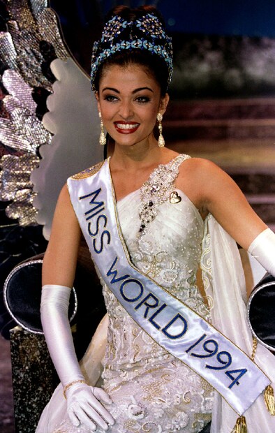 MISS WORLD 1994: At the 44th edition of the Miss World contest in 1994, it is reportedly said, that a lot of girls withdrew their entries from the pageant in fear of losing out to the the green-eyed beauty Aishwarya Rai. Rai, who had already stoeln many a hearts across the world by way of her good looks, went on to win the title. Later, she entered the Hindi film industry to become one of the most sought after actresses in Bollywood. 