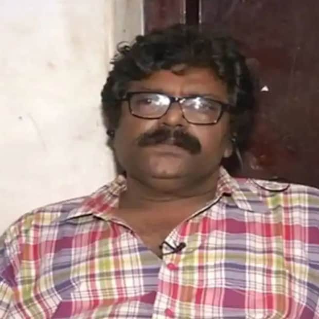  മലബാർ കലാപത്തെയും കൂട്ടക്കൊലയെയും ആസ്പദമാക്കി '1921; പുഴ മുതൽ പുഴ വരെ' എന്ന സിനിമയാണ് അദ്ദേഹം ഇപ്പോൾ ചെയ്യുന്നത്. ചീഫ് ഡിഫൻസ് സ്റ്റാഫ് ബിപിൻ റാവത്തും ഭാര്യയും ഹെലികോപ്റ്റർ അപകടത്തിൽ മരിച്ച സംഭവത്തിൽ ആഹ്ലാദത്തിൽ മുഴുകിയവരെ വിമർശിച്ച് അക്ബർ ഫേസ്ബുക്കിൽ വീഡിയോ പോസ്റ്റ് ചെയ്തിരുന്നു