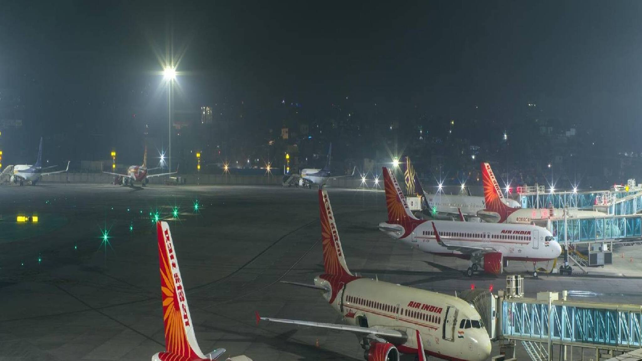 Omicron | ഒമൈക്രോണ്‍ ഭീതി; രാജ്യാന്തര വിമാനയാത്രക്കാര്‍ക്കുള്ള മാര്‍ഗനിര്‍ദേശം പ്രാബല്യത്തില്‍