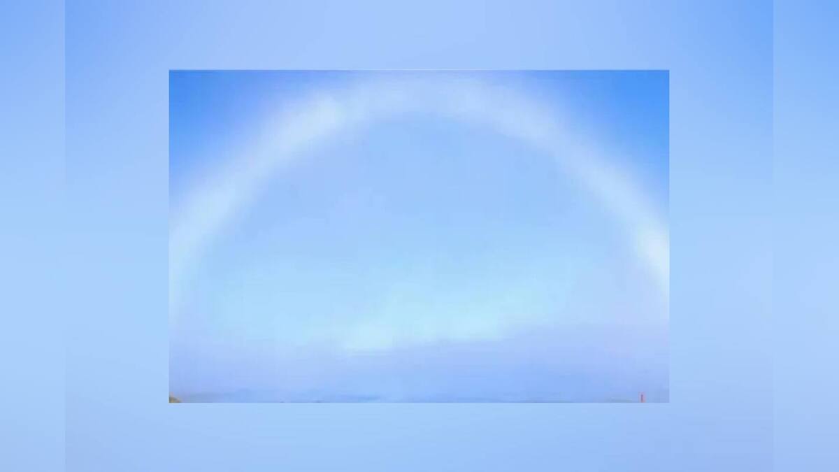White Rainbow White rainbow astonishes viewers; What is behind this