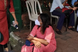 KMPGA സംസ്ഥാന പ്രസിഡന്റ് കൂടിയായ ഡോക്ടർ അജിത്ര സെക്രട്ടേറിയേറ്റ് സൗത്ത് ബ്ലോക്കിന് മുന്നിൽ കുത്തിയിരുന്നു പ്രതിഷേധിച്ചു