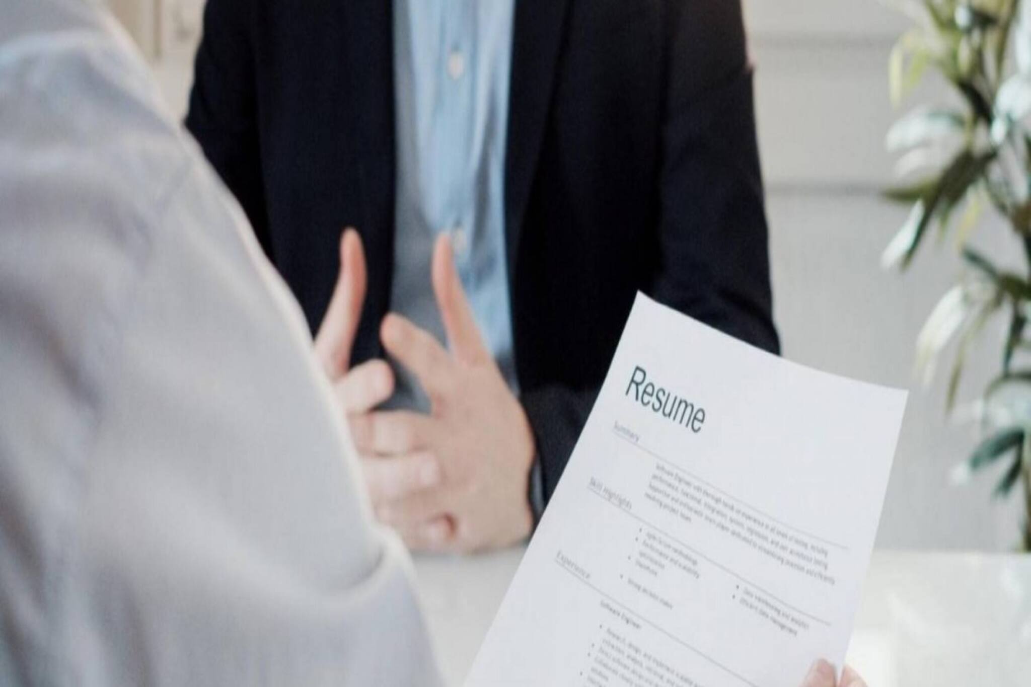 UAE Jobs | യുഎഇ: പ്രവാസികൾക്ക് അപേക്ഷിക്കാവുന്ന 9 സർക്കാർ ജോലികൾ; ശമ്പളം 30,000 ദിർഹം വരെ