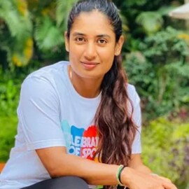 മിതാലി രാജിന് ഇന്ന് പിറന്നാൾ; ഇന്ത്യയുടെ അഭിമാനമായ വനിതാ ക്രിക്കറ്റ് താരത്തിന്റെ റെക്കോർഡ്