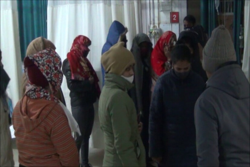 पुलिस स्पा सेंटर से पकड़े गए सभी युवक-युवतियों को सदर थाना परिसर में लेजाकर पूछताछ कर रही है. पूछताछ के बाद सभी के खिलाफ मुकदमा दर्ज किया गया एवं स्पा सेंटर के मालिकों तक पहुचंने का प्रयास होगा.
