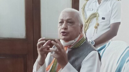 ഗവർണർ ആരിഫ് മുഹമ്മദ് ഖാൻ ഗവർണർ ആരിഫ് മുഹമ്മദ് ഖാൻ