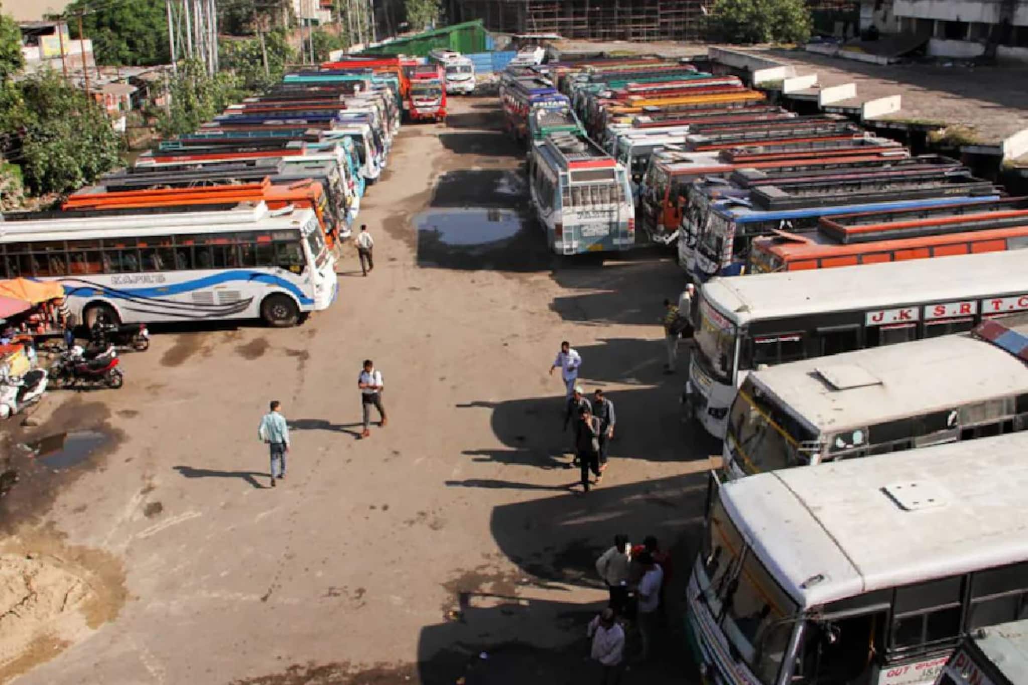 ടിക്കറ്റ് നിരക്ക് വര്‍ധിപ്പിക്കണം; സ്വകാര്യ ബസുകള്‍ പണിമുടക്കിലേക്ക്