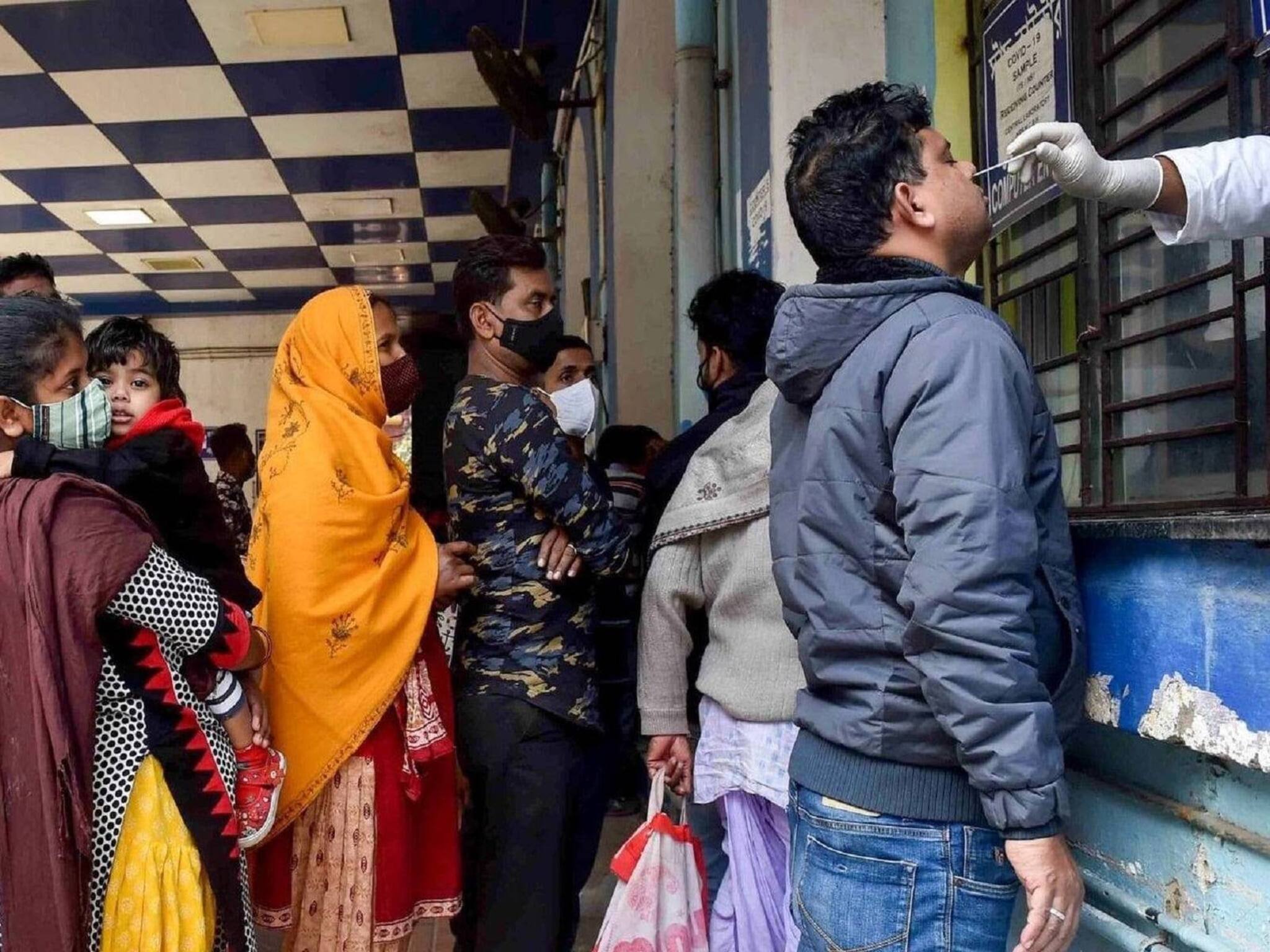 Covid 19| മൂന്ന് ലക്ഷം പിന്നിട്ട് ഇന്ത്യയിലെ പ്രതിദിന കോവിഡ് കേസുകൾ; എട്ട് മാസത്തിനിടയിലെ ഏറ്റവും ഉയർന്ന കണക്ക്