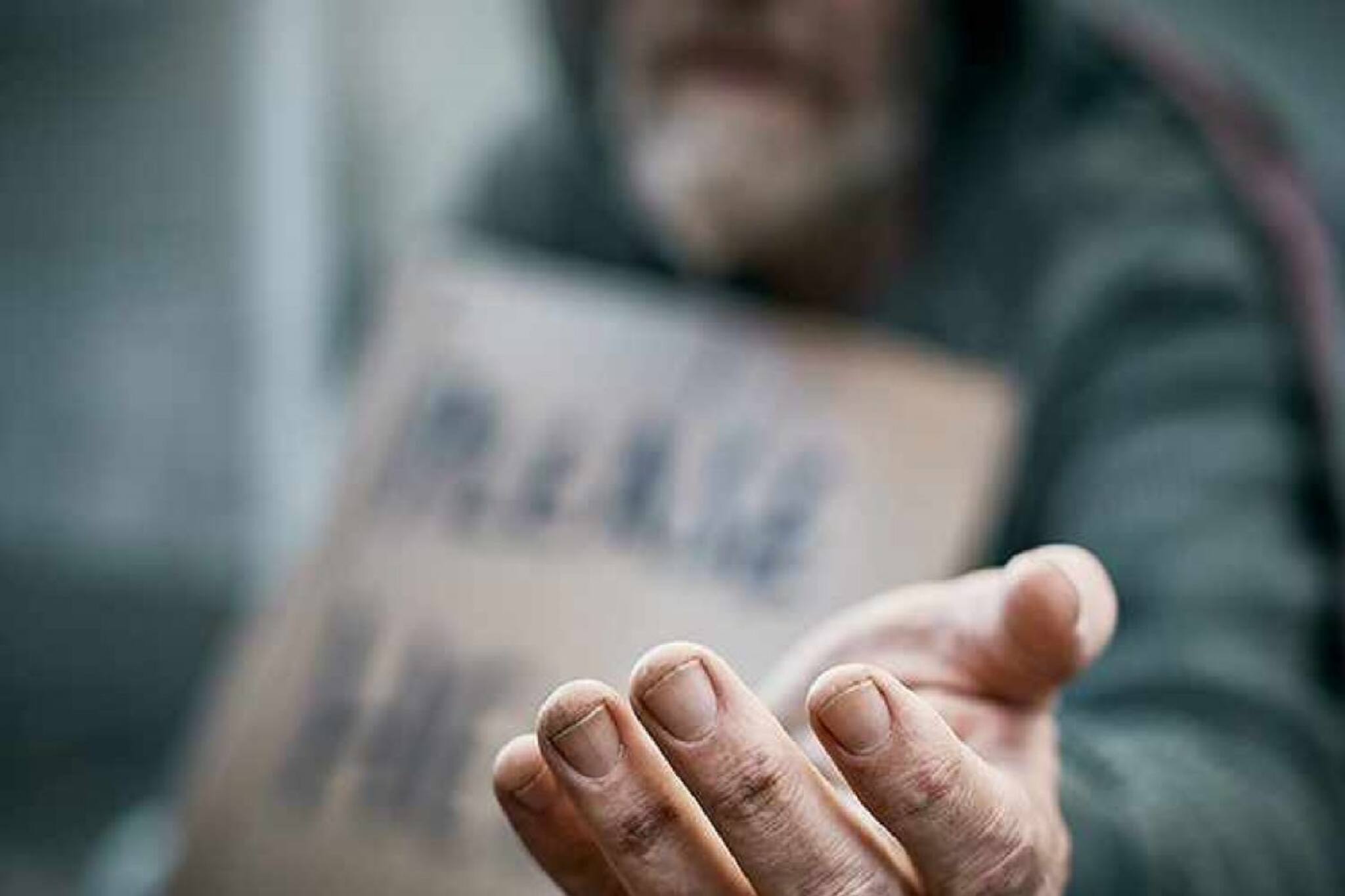 Organised begging | സംഘം ചേര്‍ന്നുള്ള ഭിക്ഷാടനത്തിന് വിലക്ക് ഏർപ്പെടുത്തി യുഎഇ : നിയമം ലംഘിച്ചാൽ ആറ് മാസം തടവ്