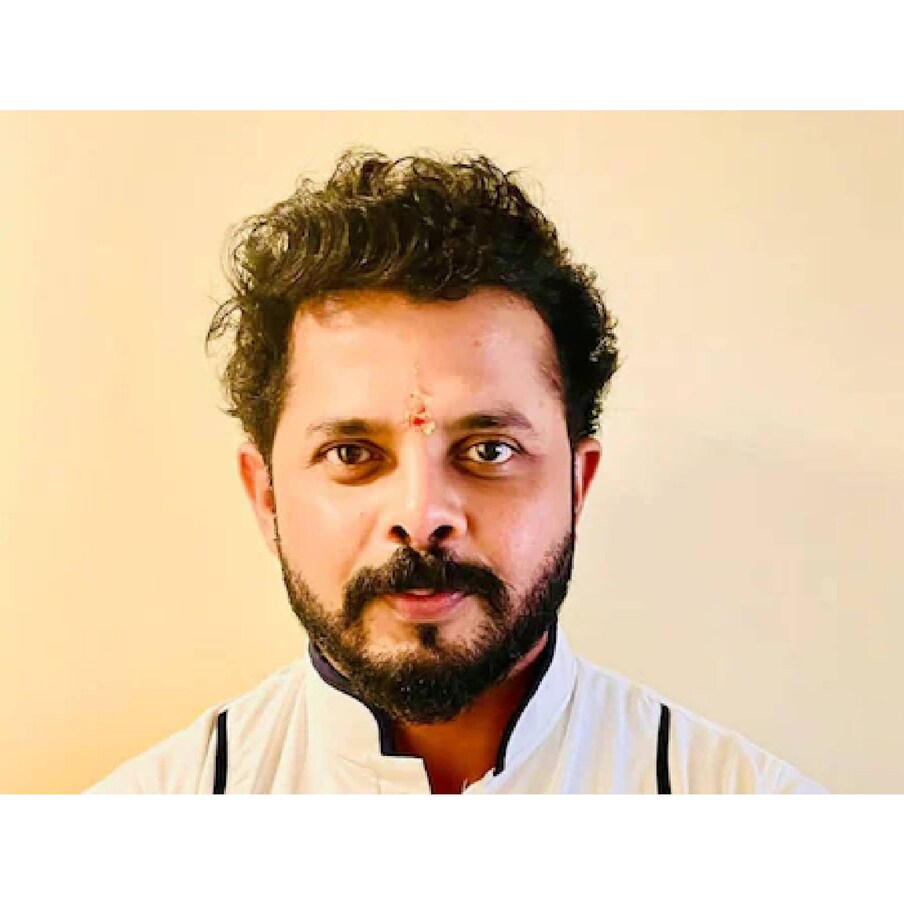  മുന്‍ ഇന്ത്യന്‍ താരവും കേരള രഞ്ജി ടീം അംഗവുമായ എസ്. ശ്രീശാന്ത് ക്രിക്കറ്റില്‍ നിന്ന് വിരമിക്കല്‍ പ്രഖ്യാപിച്ചിരിക്കുകയാണ്. ഇന്ത്യന്‍ ടീമിനായി കളിക്കളത്തില്‍ നിരവധി വീറുറ്റ പ്രകടനങ്ങള്‍ കാഴ്ചവെച്ചിട്ടുള്ള താരമാണ് ശ്രീശാന്ത്.