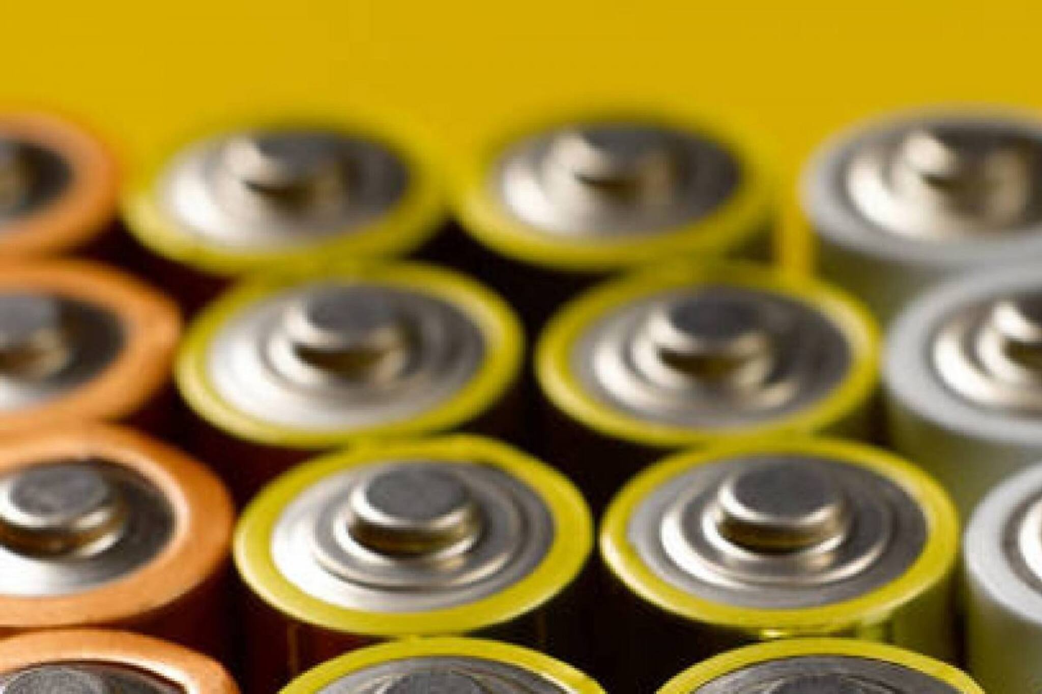 ജനനേന്ദ്രിയത്തിൽ ഡബിൾ A സൈസ് ബാറ്ററി തിരുകിക്കേറ്റി; 24 മണിക്കൂറിനുശേഷം പുറത്തെടുത്തു