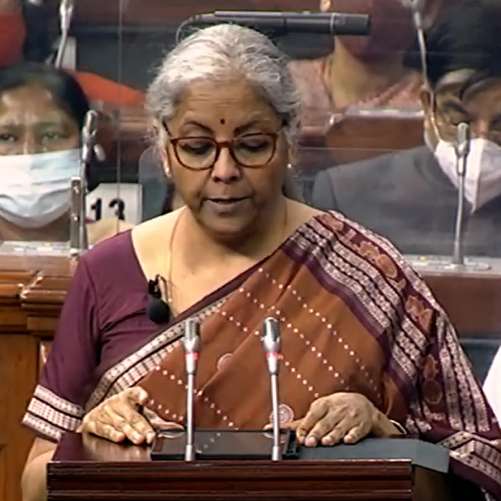 നിർമല സീതാരാമൻ ഉൾപ്പടെ ബിജെപിക്ക് കർണാടകത്തിൽനിന്ന് മൂന്ന് സീറ്റ്; കോൺഗ്രസിന് ഒരു സീറ്റ്