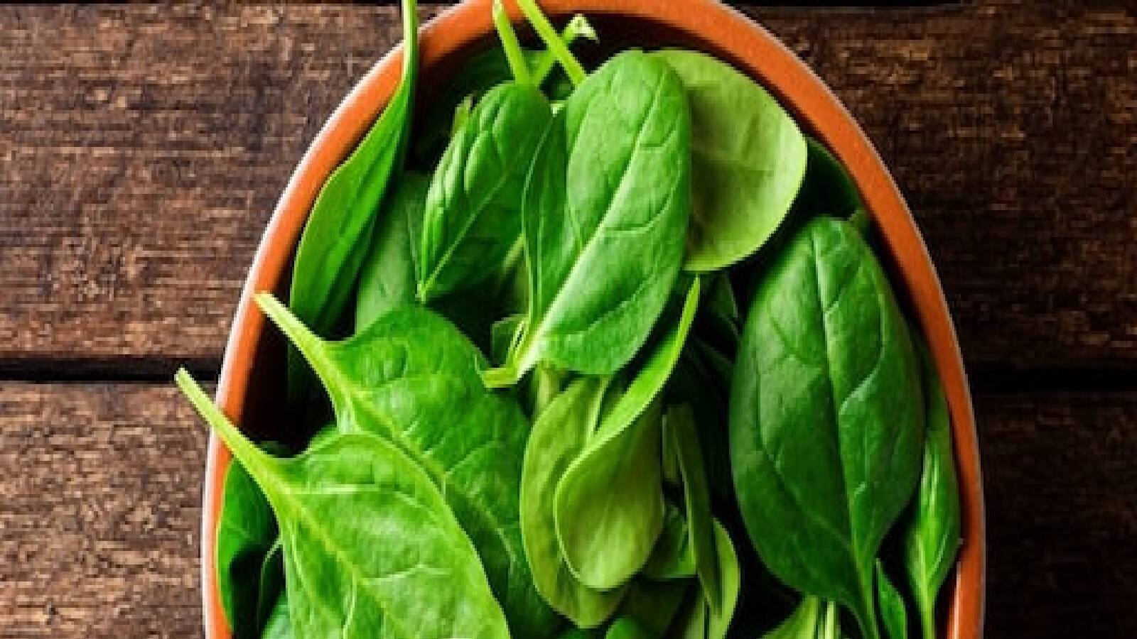 Spinach Health Benefits ഹൃദയത്തിന്റെ ആരോഗ്യം മെച്ചപ്പെടുത്തുന്നു