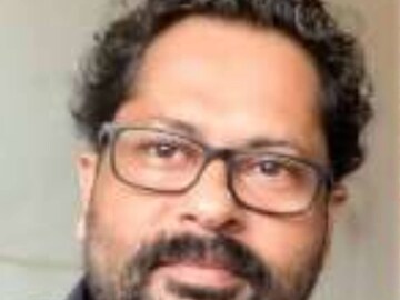 അറസ്റ്റിലായ ഡോ. എസ് സുനിൽ കുമാർ  അറസ്റ്റിലായ ഡോ. എസ് സുനിൽ കുമാർ