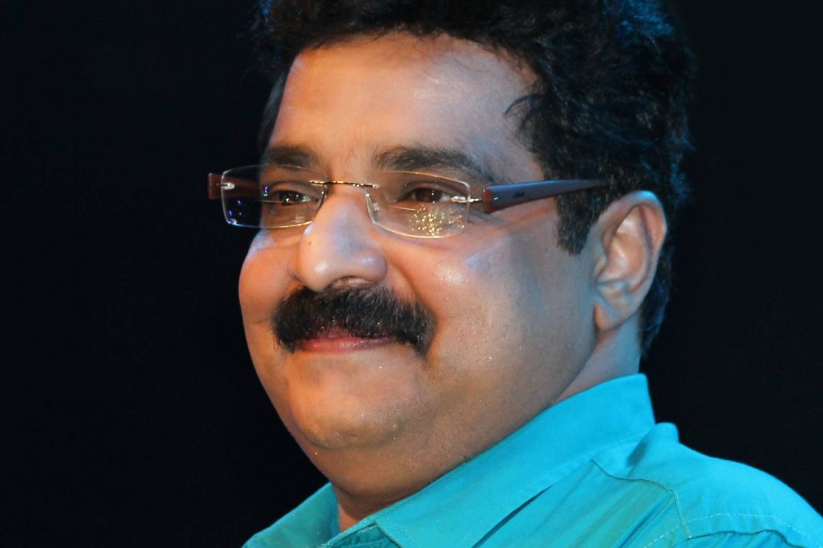 മുഖ്യമന്ത്രി മുസ്ലീംപത്രങ്ങളില്‍ പരസ്യം നല്‍കി  സമുദായത്തെ പറ്റിക്കുന്നു: എം.കെ മുനീര്‍