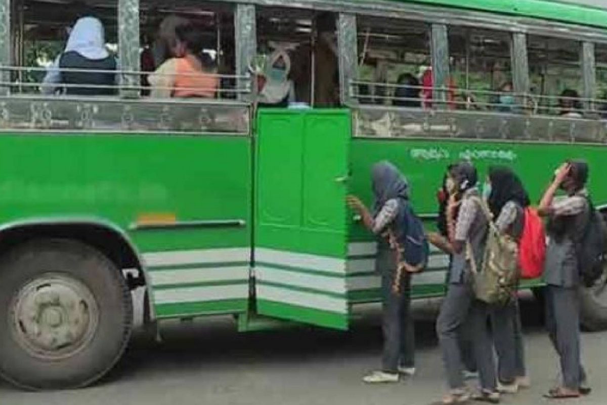ആറ് മണിക്കൂര്‍ നീണ്ട പരിശോധനയില്‍ 12 വോളന്റിയര്‍മാര്‍ ബസുകളില്‍ യാത്ര ചെയ്ത് സ്ഥിതിഗതികള്‍ വിലയിരുത്തി ജില്ലാ കളക്ടര്‍ക്ക് റിപ്പോര്‍ട്ട് നല്‍കി. 