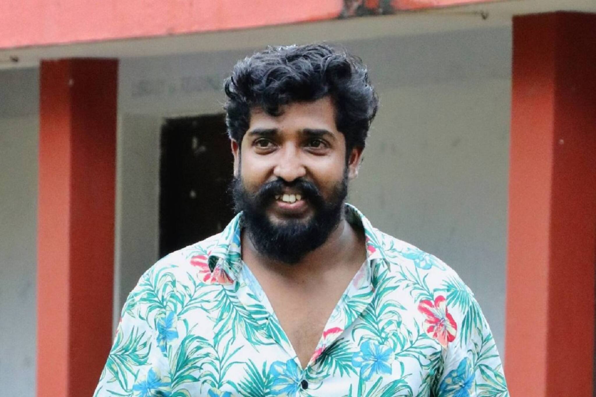 പുതിയ സിനിമയുടെ വിശദാംശങ്ങളുമായി ശ്രീകാന്ത് വെട്ടിയാർ; ചോദ്യങ്ങളുമായി ഫോളോവേഴ്സ്