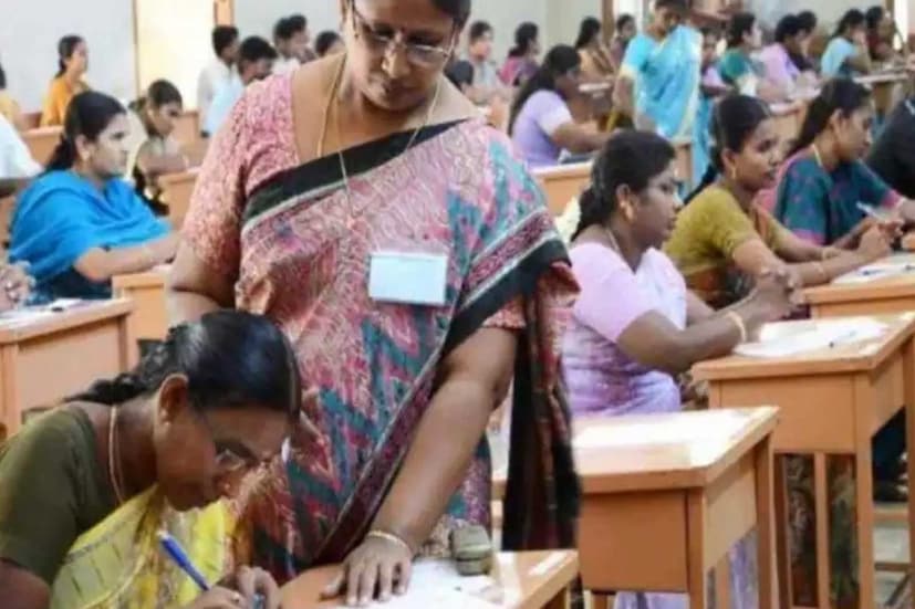  <strong>തമിഴ്നാട് ടിഇടി 2022: </strong>തമിഴ്നാട് ടീച്ചേർസ് എലിജിബിലിറ്റി പരീക്ഷയുടെ (TET) വിജ്ഞാപനം trb.tn.nic.in എന്ന വെബ്‌സൈറ്റ് വഴി പുറത്തിറക്കിയിട്ടുണ്ട്. അപ്ലിക്കേഷൻ പ്രക്രിയ മാർച്ച് 14ന് ആരംഭിക്കും. ഏപ്രിൽ 13ന് വൈകുന്നേരം 5 മണി വരെ അപേക്ഷകൾ സമർപ്പിക്കാം. പരീക്ഷയിൽ രണ്ട് പേപ്പറുകളാണ് ഉണ്ടാവുക. ഒന്നാം ക്ലാസ് മുതൽ അഞ്ചാം ക്ലാസ് വരെ പഠിപ്പിക്കാൻ ആഗ്രഹിക്കുന്നവർക്കുള്ളതാണ് പേപ്പർ 1. ആറ് മുതൽ എട്ട് വരെ ക്ലാസുകളിൽ പഠിപ്പിക്കാൻ ആഗ്രഹിക്കുന്നവർക്കാണ് പേപ്പർ 2.
