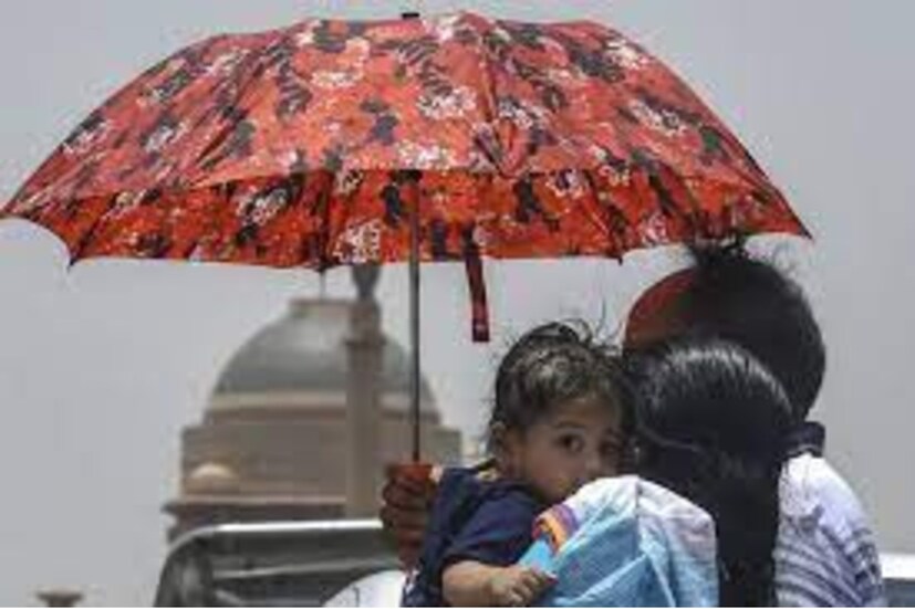  കാലാവസ്ഥ വകുപ്പിൻറെയും ദുരന്ത നിവാരണ അതോറിറ്റിയുടെയും ഔദ്യോഗിക മുന്നറിയിപ്പുകൾ ശ്രദ്ധിക്കുകയും അനുസരിക്കുകയും ചെയ്യുക. പൊതുജനങ്ങള്‍ രാവിലെ 11 മുതല്‍ ഉച്ച കഴിഞ്ഞ മൂന്നു വരെയുള്ള സമയമെങ്കിലും നേരിട്ട് സൂര്യപ്രകാശം എല്‍ക്കുന്നത് ഒഴിവാക്കുക. നിര്‍ജലീകരണം തടയാന്‍ കുടിവെള്ളം എപ്പോഴും ഒരു ചെറിയ കുപ്പിയില്‍ കയ്യില്‍ കരുതുക.