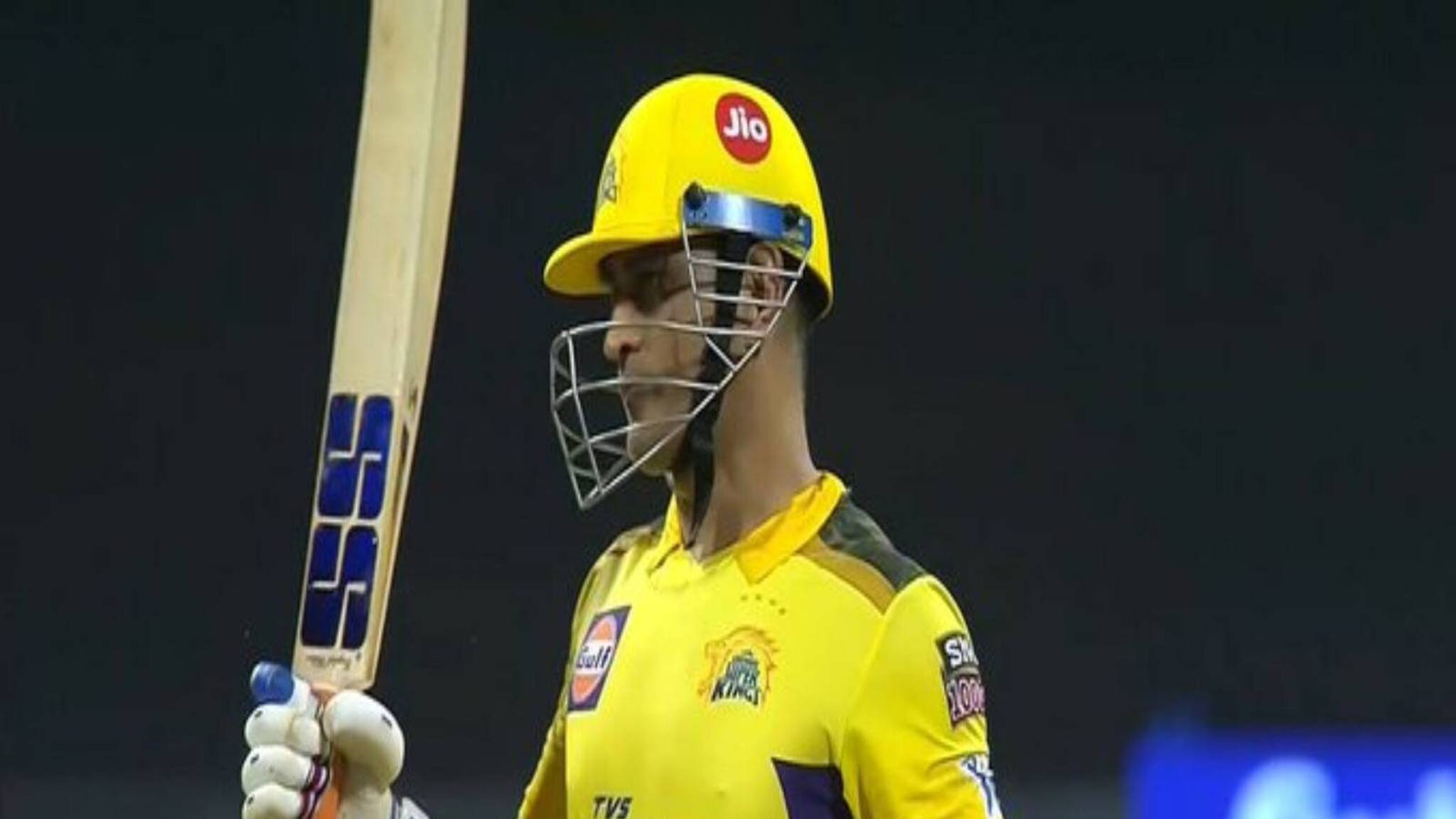 IPL 2022 | കനൽ കെട്ടിട്ടില്ല; മൂന്ന് വർഷത്തിനിടെ ആദ്യ അർധസെഞ്ചുറി; ധോണിയുടെ ഇന്നിംഗ്സ് ആഘോഷമാക്കി ആരാധകരും