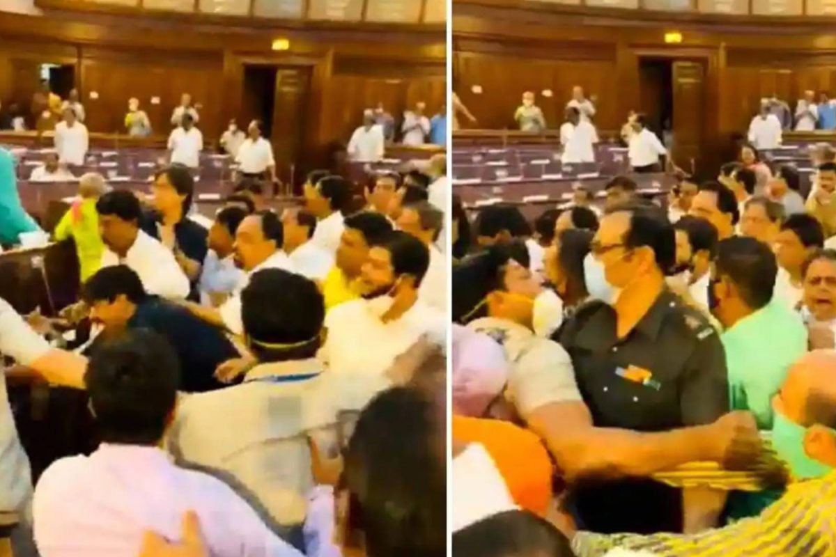 കയ്യാങ്കളിയില്‍ മൂക്കിനു പരുക്കേറ്റ തൃണമൂല്‍ എംഎല്‍എ അസിത് മജുംദാറിനെ ആശുപത്രിയില്‍ പ്രവേശിപ്പിച്ചു. 