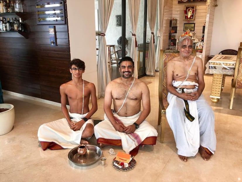  മകന്റെ വിജയം ആഘോഷമാക്കുകയാണ് മാധവൻ. ട്വിറ്ററിൽ വേദാന്തിന്റെ നീന്തൽ രംഗങ്ങൾ താരം പങ്കുവെച്ചു. നെവെർ സേ നെവെർ എന്നാണ് താരും കുറിച്ചിരിക്കുന്നത്. 1500 മീറ്റർ ഫ്രീസ്റ്റൈൽ ദേശീയ റെക്കോർഡ് ഭേദിക്കപ്പെട്ടുവെന്നും താരം കുറിച്ചു.